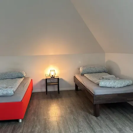 Private With Parking In Hostel