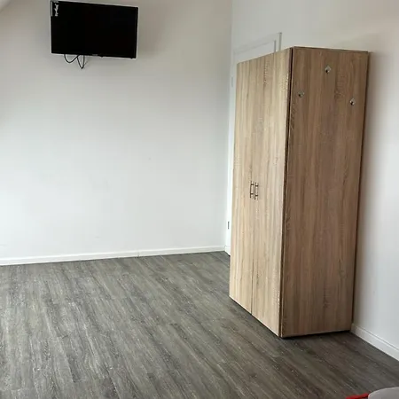 Private With Parking In * Wesseling