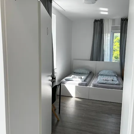 Private With Parking In Wesseling