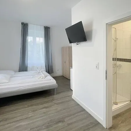 Private With Parking In Wesseling