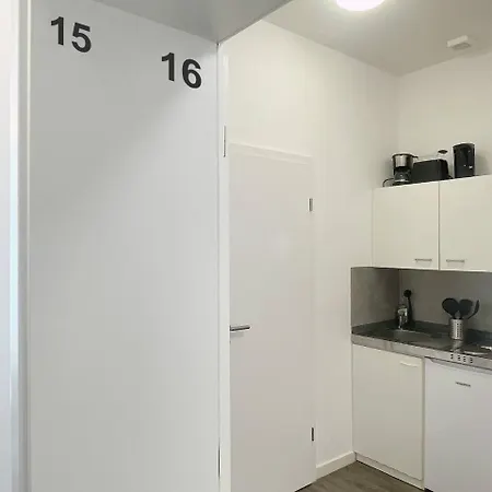 Hostel Private With Parking In *