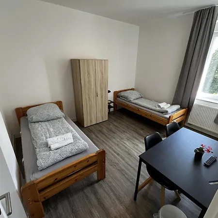 Hostel Private With Parking In Wesseling