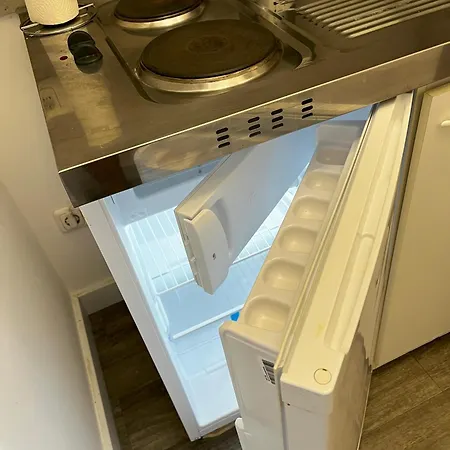 Hostel Private With Parking In Wesseling