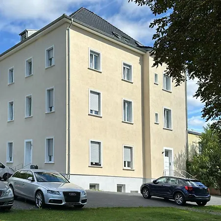 Private With Parking In Hostel