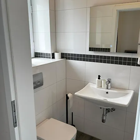 Hostel Private With Parking In Wesseling