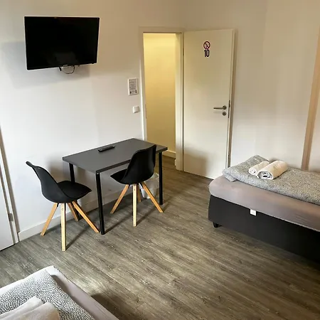 Hostel Private With Parking In *