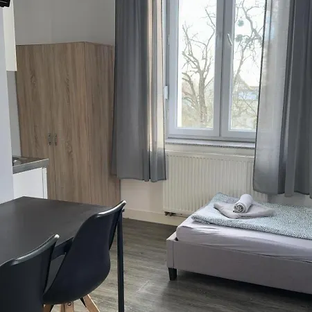 Hostel Private With Parking In *